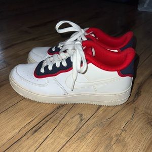 Nike Air Force Sneakers